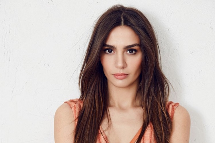 Рювейда Оксюз турецкая актриса Рювейда Оксюз турецкая актриса