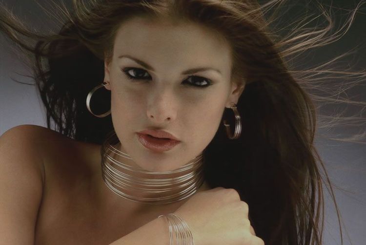 Вероника Шнaйдер, Veronica Schneider, Вероника Шнaйдер венесуэльская актриса.