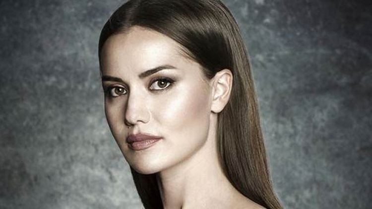 Турецкая актриса Фахрие Эвджен, Фахрие Эвджен, Фахрие Эвджен турецкая актриса