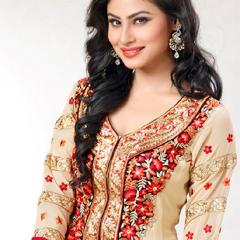 Mouni Roy_30