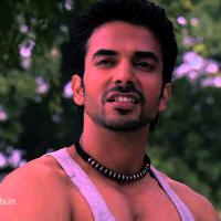 Mujhse_Kuchh_Kehti_7