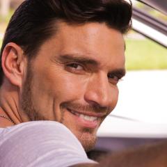 Julian Gil