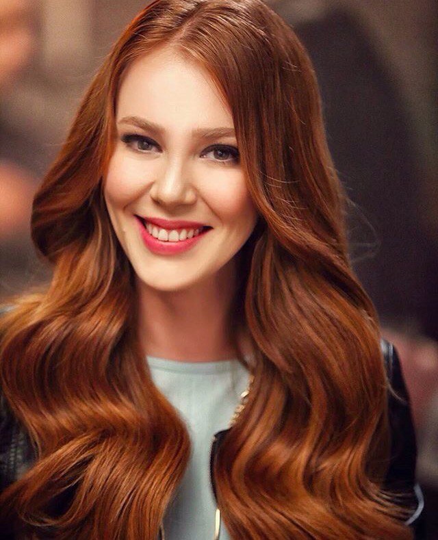 Турецкая актриса Эльчин Сангу, Эльчин Сангу, Эльчин Сангу турецкая актриса