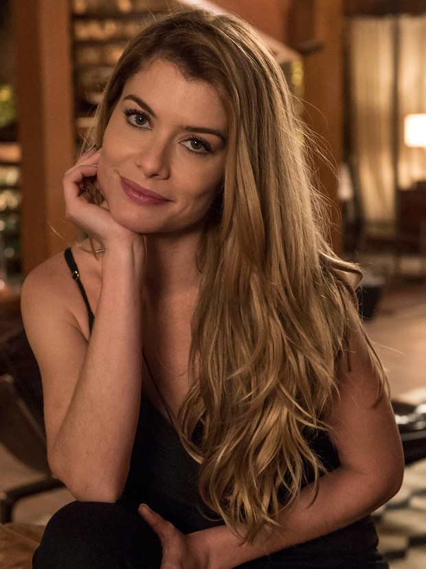 Бразильская актриса Алинне Мораес, Алинне Мораес, Алинне Мораес бразильская актриса