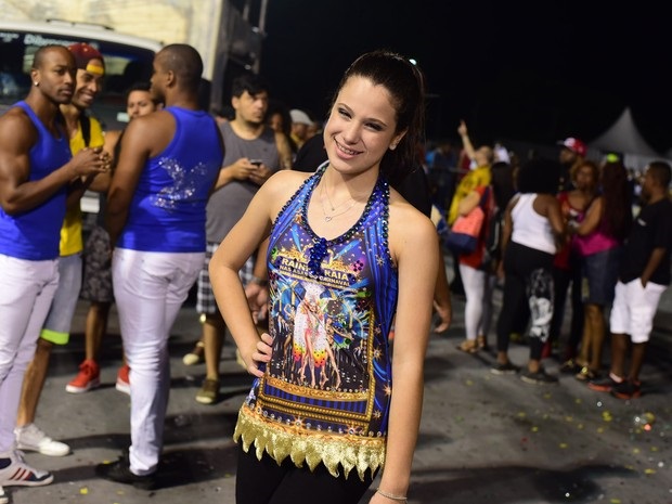 дочь бразильской актрисы Клаудии Райя