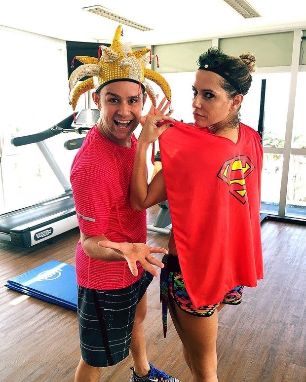 Бразильская актриса Дебора Секку, Дебора Секку, Дебора Секку бразильская актриса на тренировке