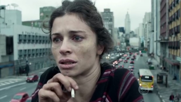 Бразильская актриса Граци Массафера, Граци Массафера в роли Лариссы