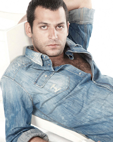 турецкий актер турецкий актер