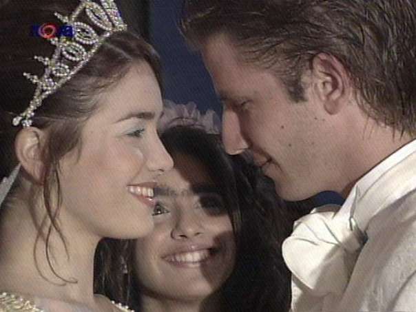 Аргентинские актеры Факундо Арана и Наталия Орейро в сериале Дикий ангел, Факундо Арана и Наталия Орейро в сериале Дикий ангел, Факундо Арана и Наталия Орейро аргентинские актеры в аргентинском сериале Дикий ангел