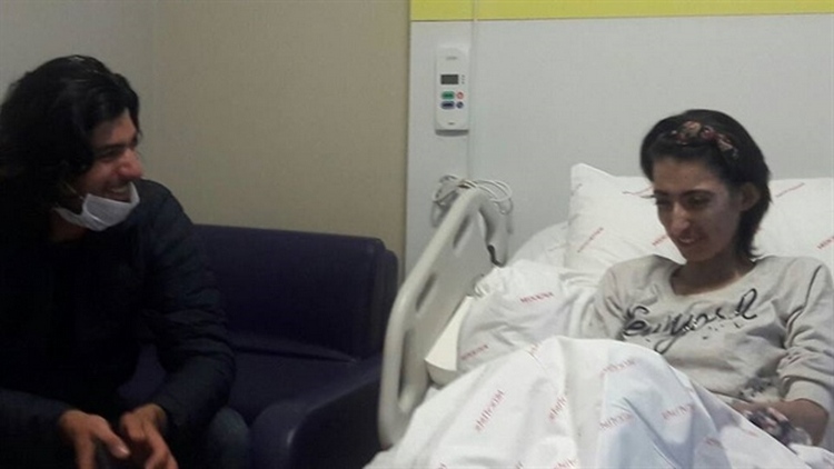 Турецкий актер  Энгин Акюрек в больнице Göztepe Medical Park,  Энгин Акюрек в больнице Göztepe Medical Park,  Энгин Акюрек турецкий актер в больнице Göztepe Medical Park