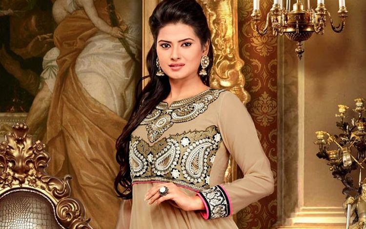 Кратика Сенгар, Kratika Sengar, Кратика Сенгар индийская актриса