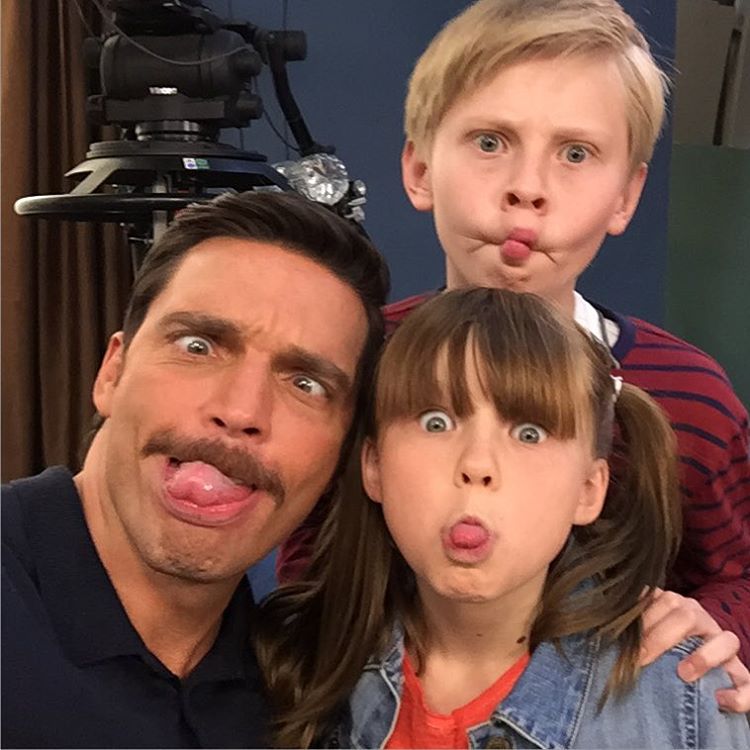 Аргентинский актер Хулиан Хиль,  Хулиан Хиль, Хулиан Хиль аргентинский актер