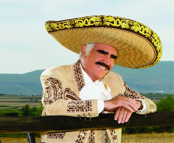 Мексиканский певец Висенте Фернандес, Мексиканский певец Алехандро Фернандес, стадион Ацтека в Мексике