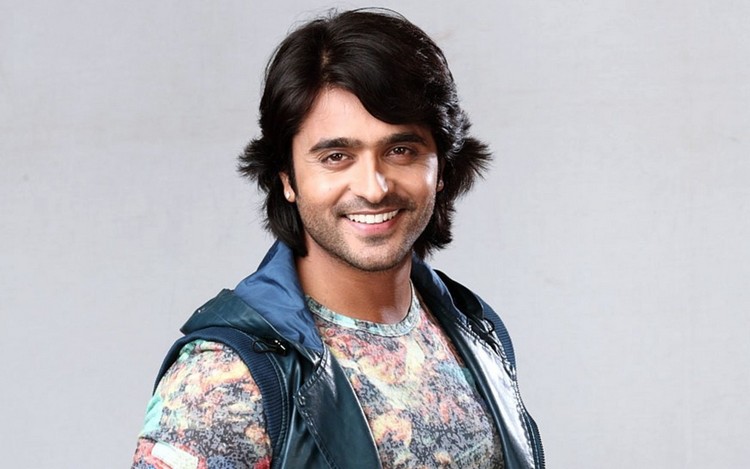 Ашиш Шарма Ашиш Шарма индийский актер