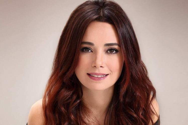 Озгю Намаль турецкая актриса